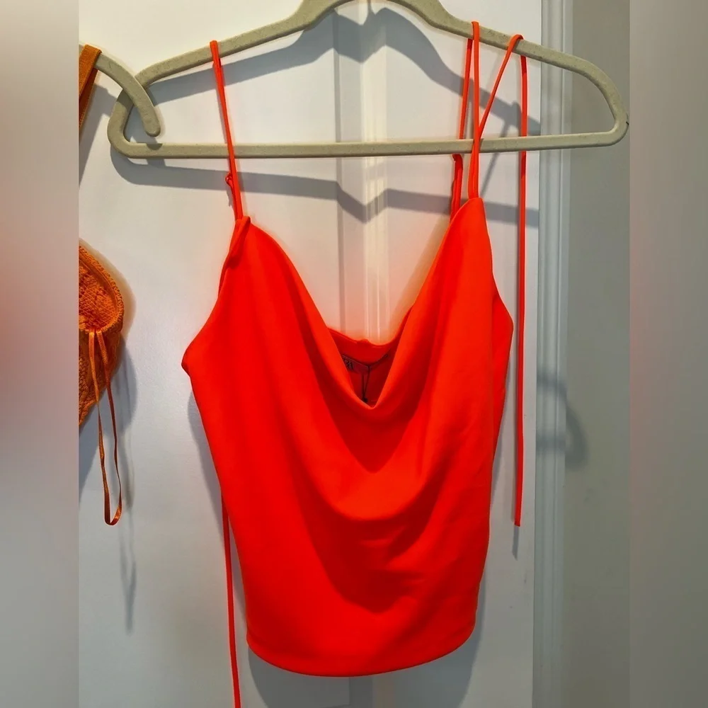 Bundle of 2 Zara Orange Tanks Size Small & Medium NWT‎